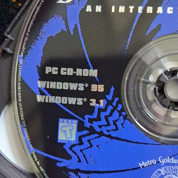 James Bond: An Interactive Dossier PC Game - Picture 5 of 6